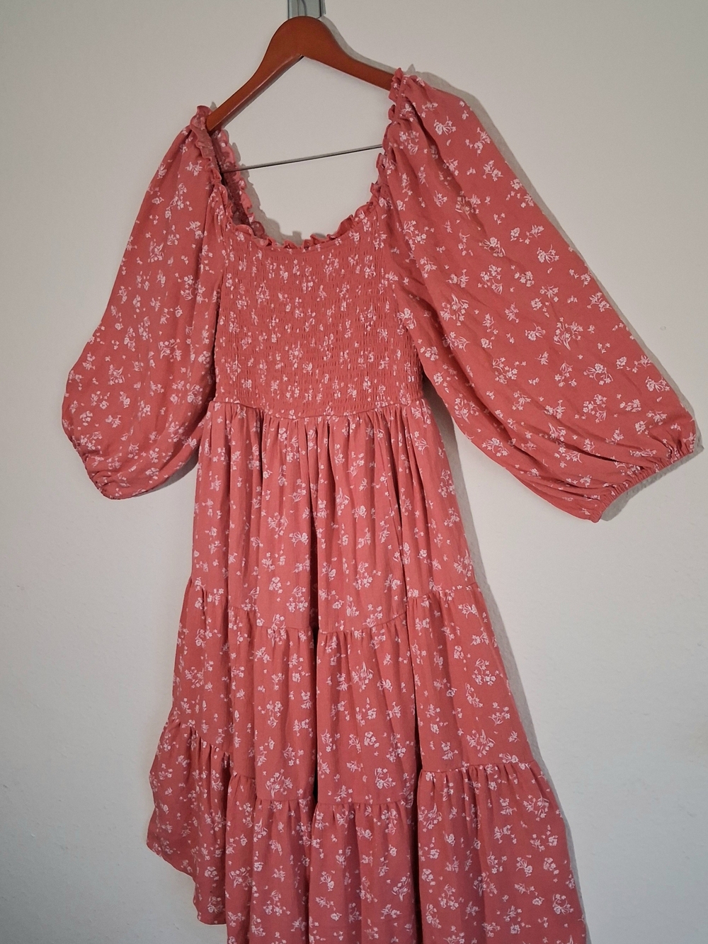 torrid Dusty Rose Floral Smocked Puff-Sleeve Dress - Picture 2 of 9